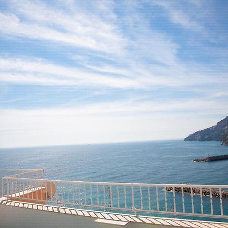 Вилла Infinity Sea View House Амальфи Экстерьер фото
